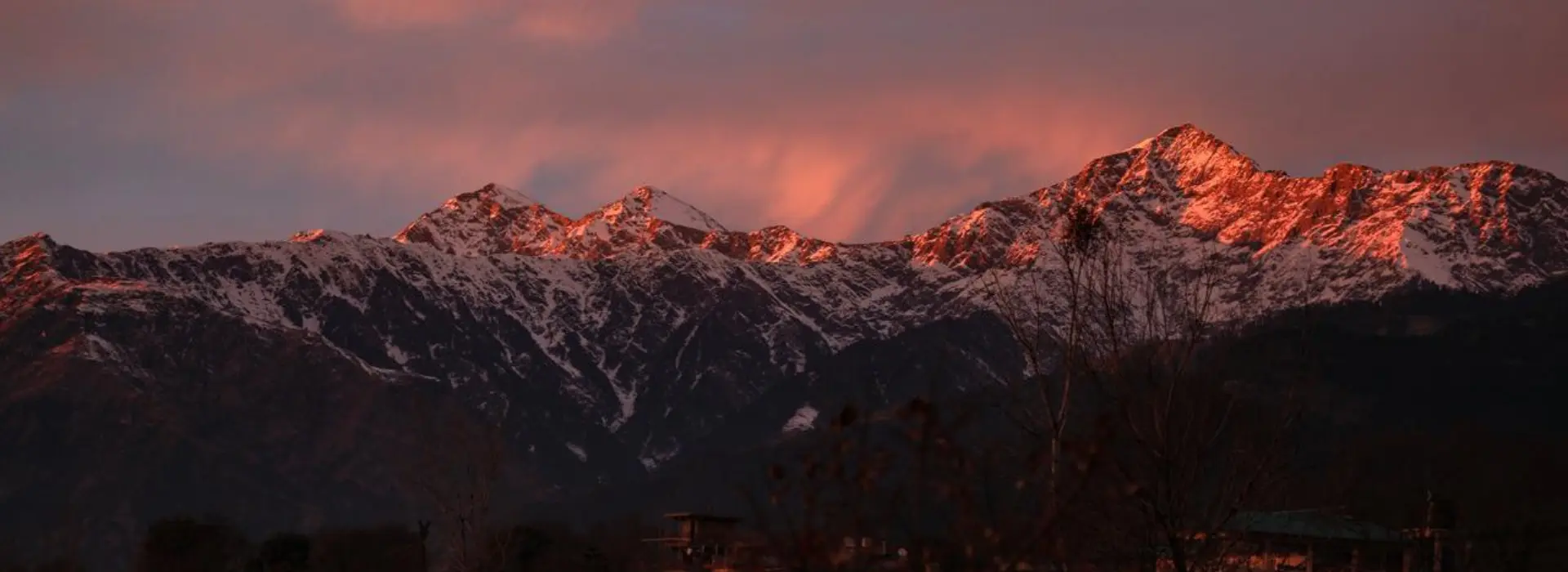 Nature’s farewell kiss for the night….